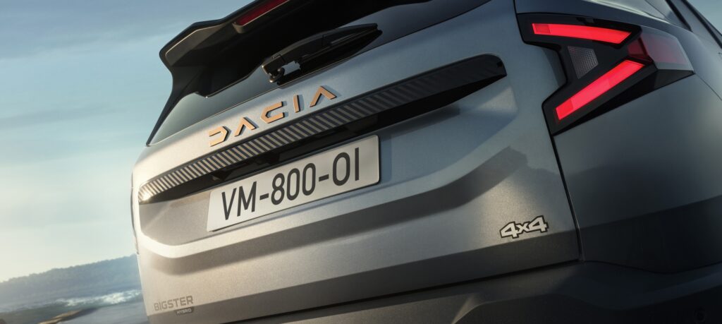 Dacia kan niet kiezen: Duster en Bigster ook als hybride op LPG met 4×4!