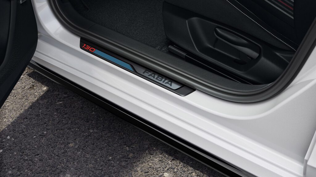 Skoda Fabia 130 is geen RS maar wel een sportief verjaardagscadeau (2025)