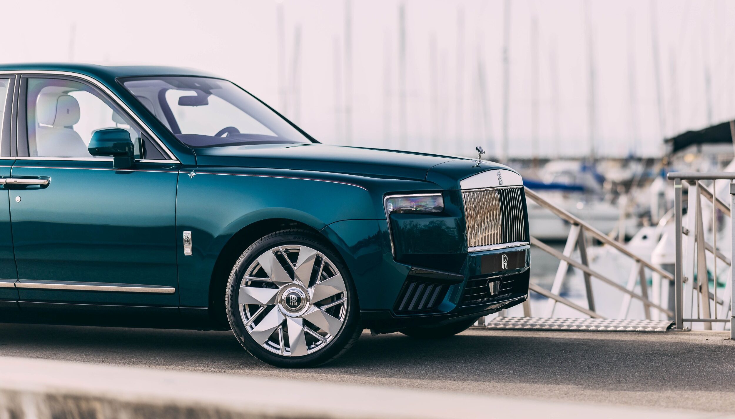 Rolls-Royce Cullinan Yachting: vier unieke SUV’s met nautische signatuur