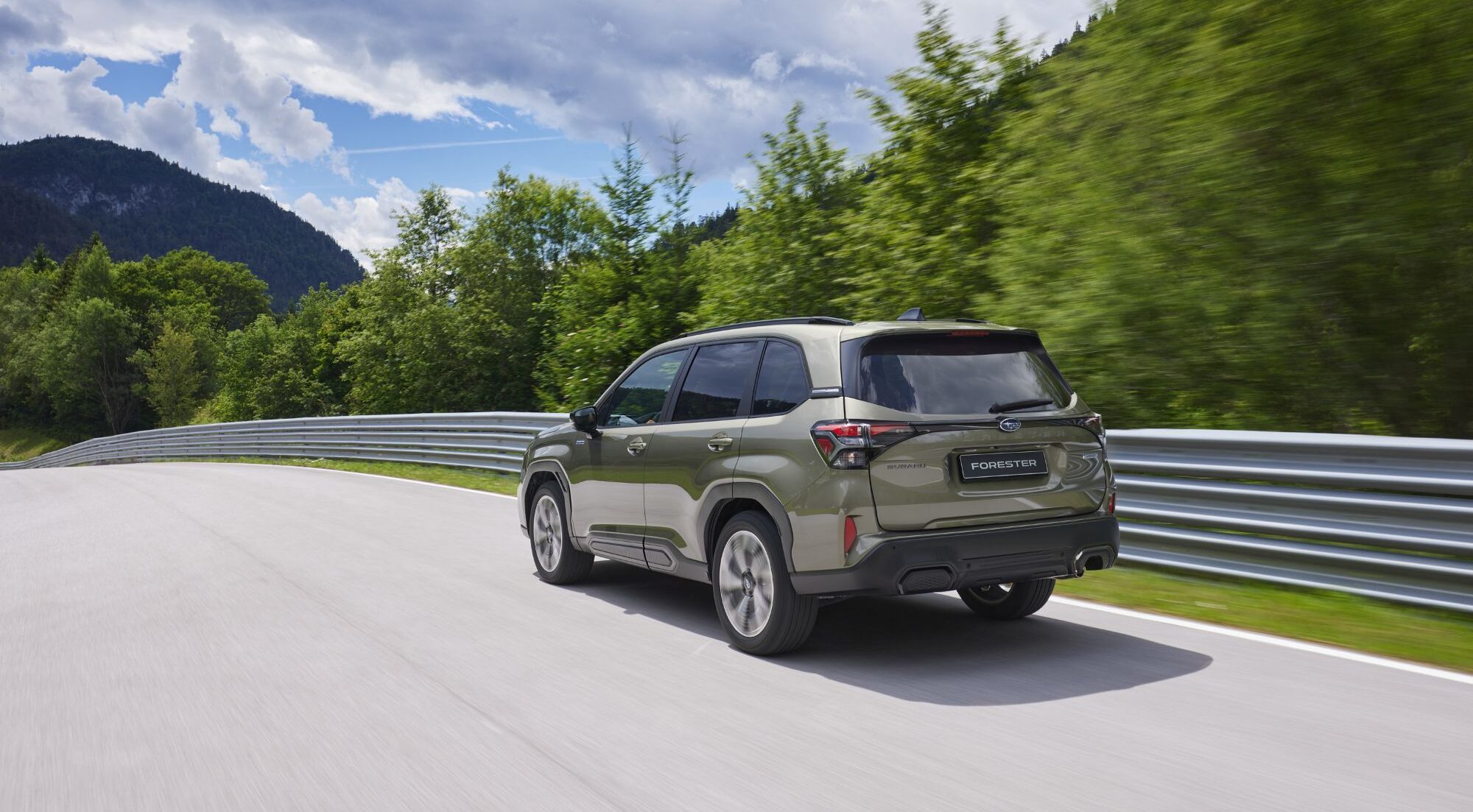 Test Subaru Forester e-Boxer Hybrid: degelijke en nuchtere alleskunner zonder franjes