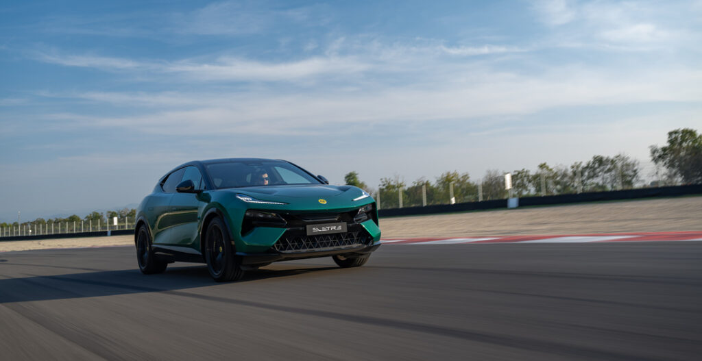 Test Lotus Eletre 600 Sport SE: de premium elektrische E-SUV die je niet over het hoofd mag zien