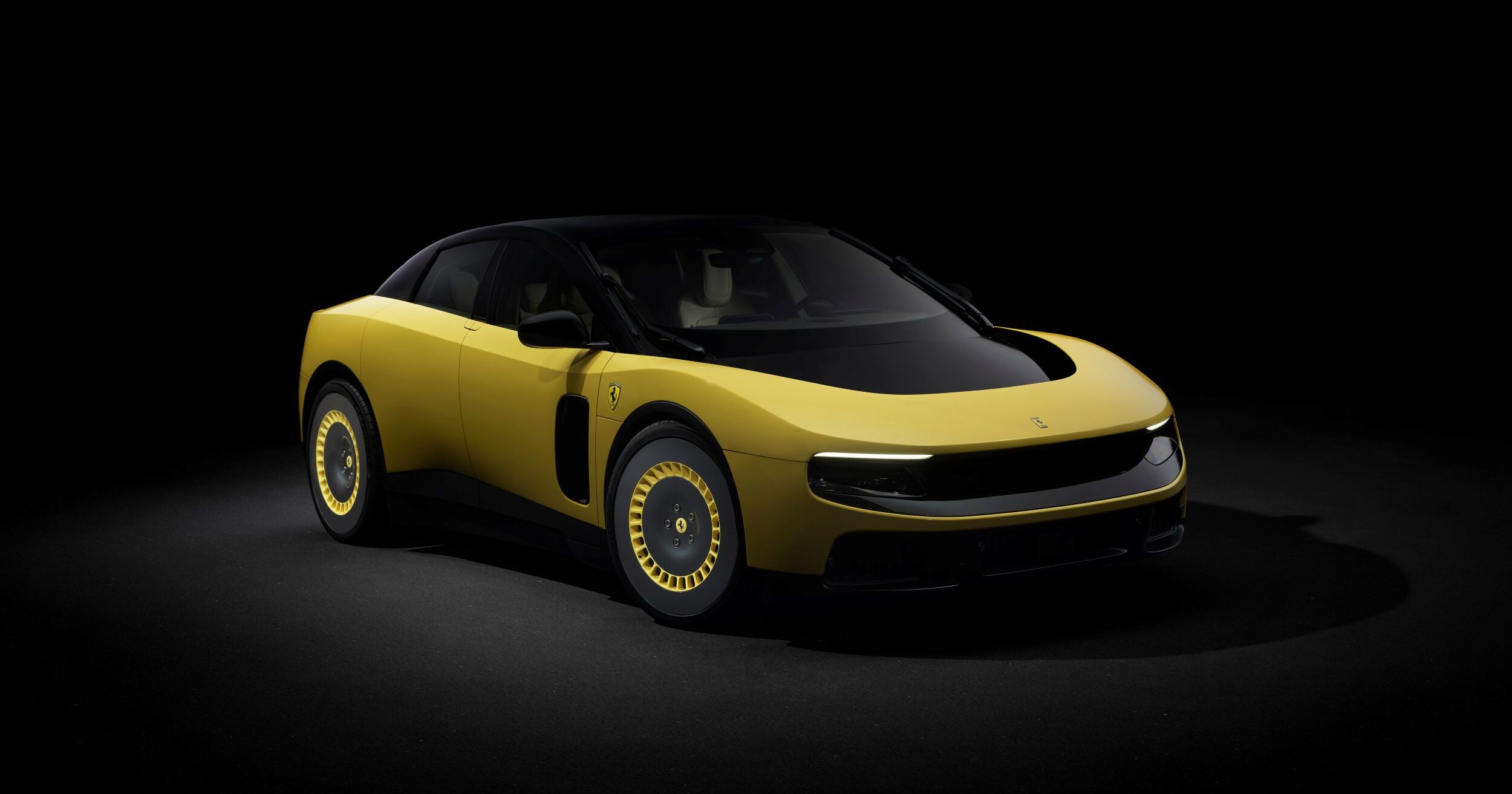 Elektrische Ferrari Luce ziet er echt wel heel (en misschien zelfs té) bijzonder uit