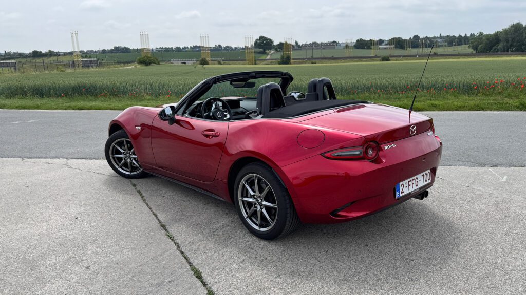 Test Mazda MX-5 Miata ND 1.5i SKYACTIV G 132 pk MY26 Roadster (2026)