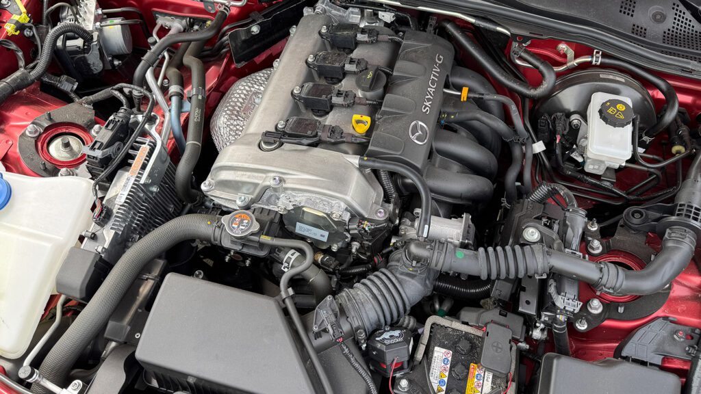 Test Mazda MX-5 Miata ND 1.5i SKYACTIV G 132 pk MY26 Roadster (2026)