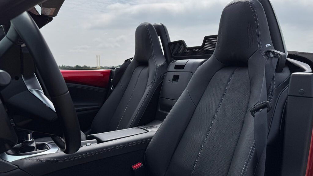 Test Mazda MX-5 Miata ND 1.5i SKYACTIV G 132 pk MY26 Roadster (2026)
